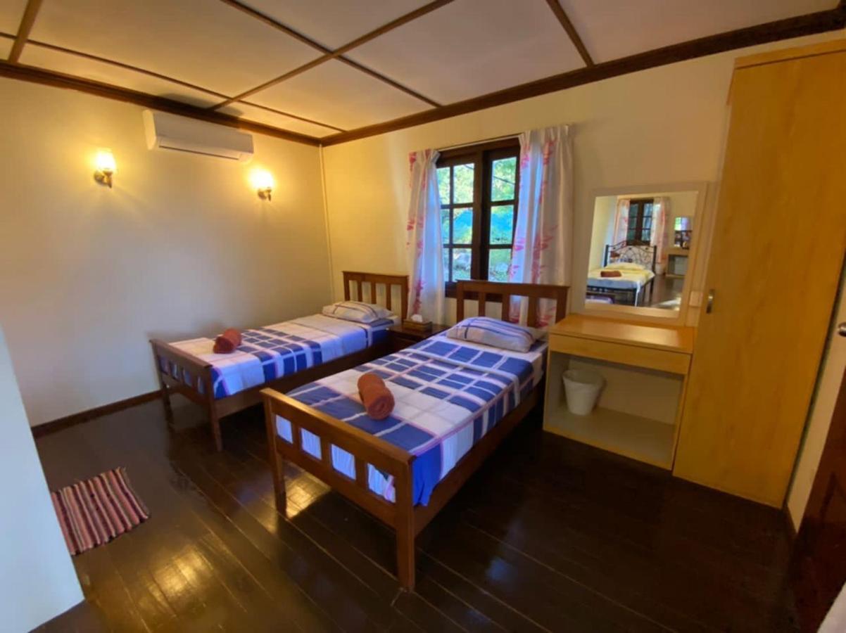 Minang Cove Resort Kampong Mukut Exterior foto