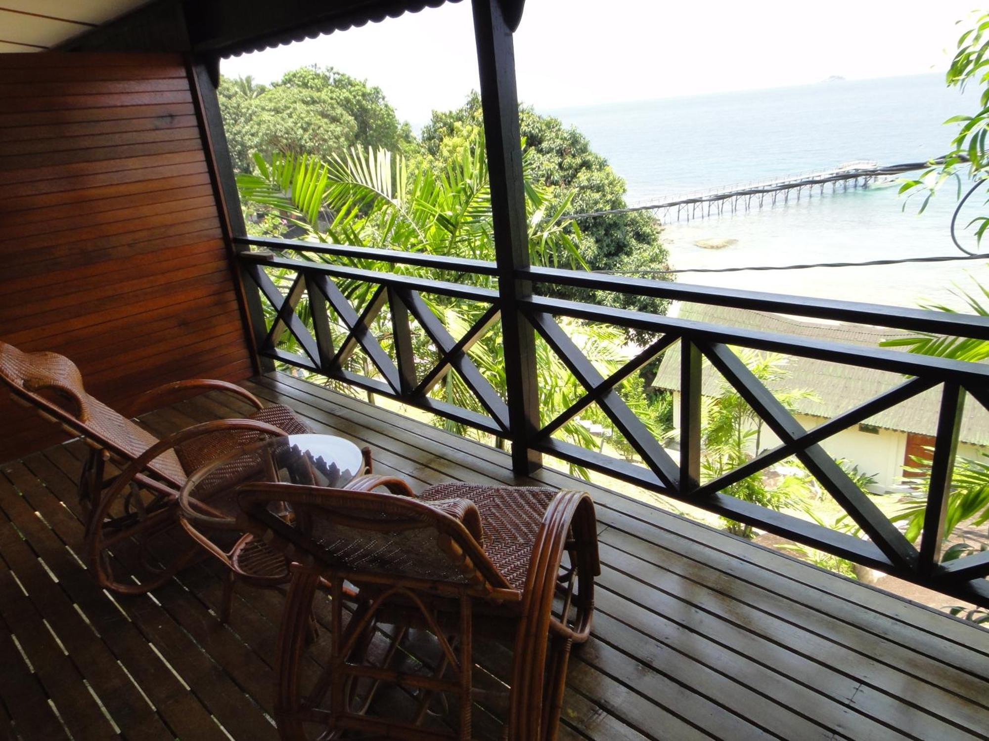Minang Cove Resort Kampong Mukut Exterior foto